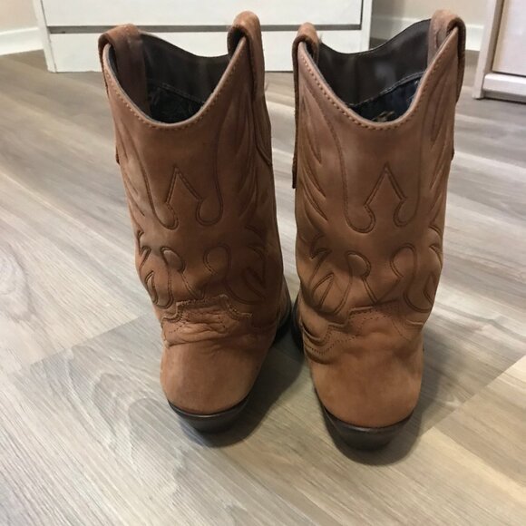 Ladies Suede Leather Western Boots Tan Color Size 7 - Picture 2 of 6